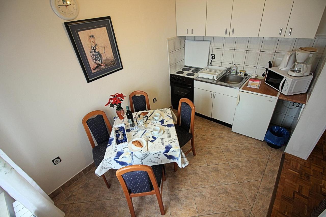 Guesthouse Marija Novi Vinodolski Εξωτερικό φωτογραφία