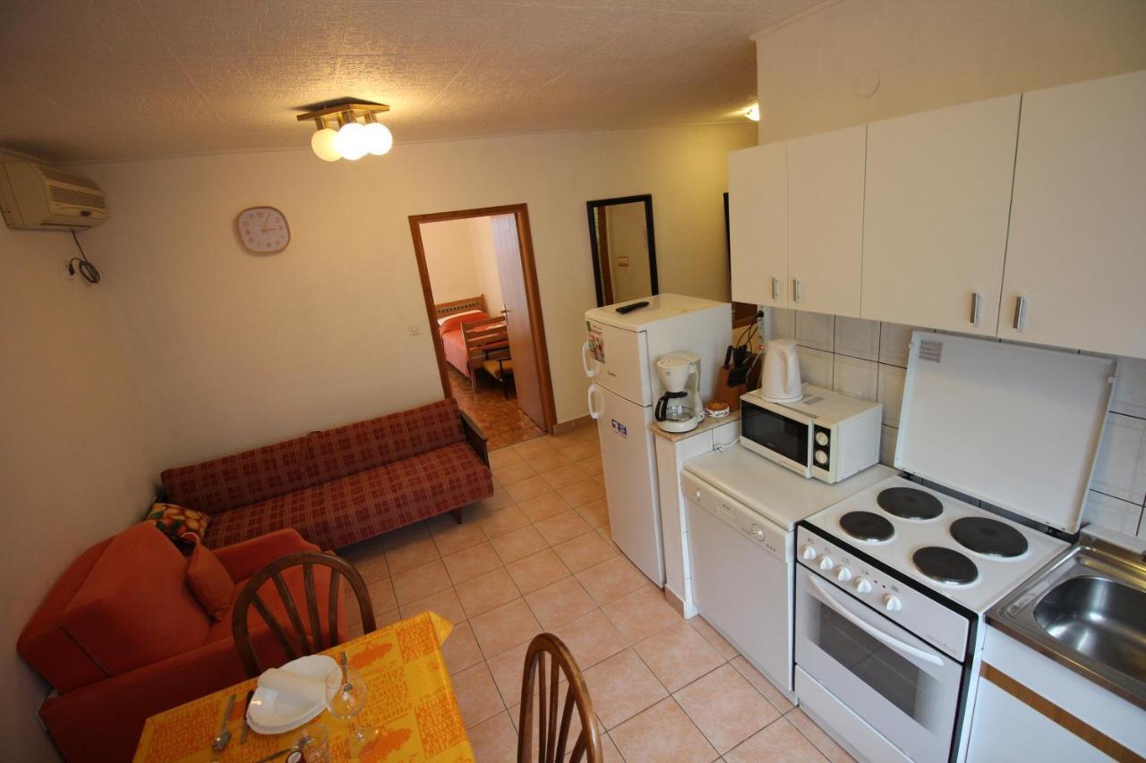 Guesthouse Marija Novi Vinodolski Εξωτερικό φωτογραφία